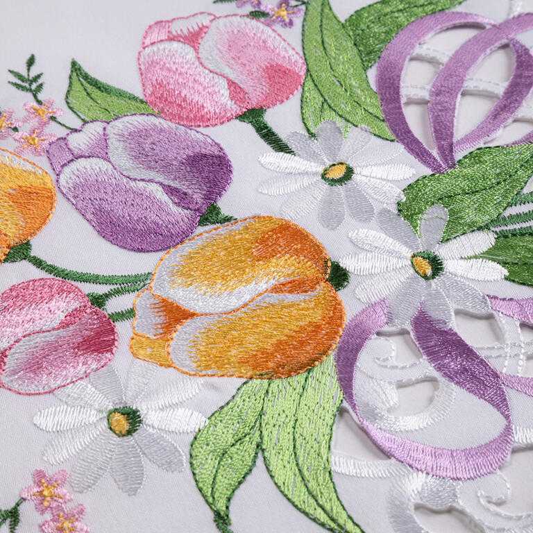 Stredový obrus s výšivkou FAREBNÉ TULIPÁNY 85 × 85 cm - galéria #3