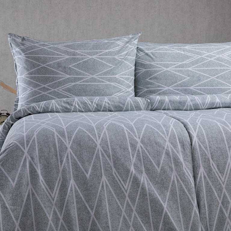 Krepové posteľné obliečky GRAY STRIPES - galéria #3