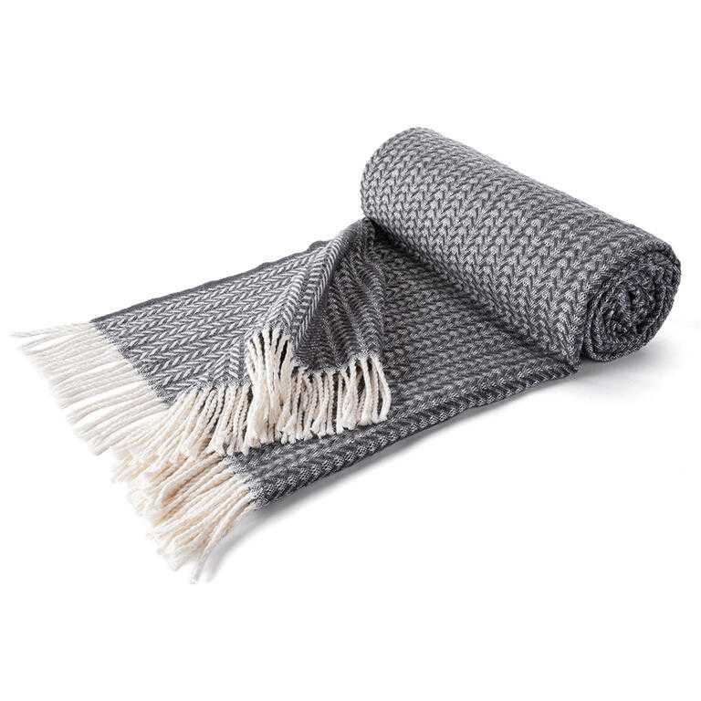 Pléd so strapcami LADA tmavo šedý 150 x 200 cm - galéria #3