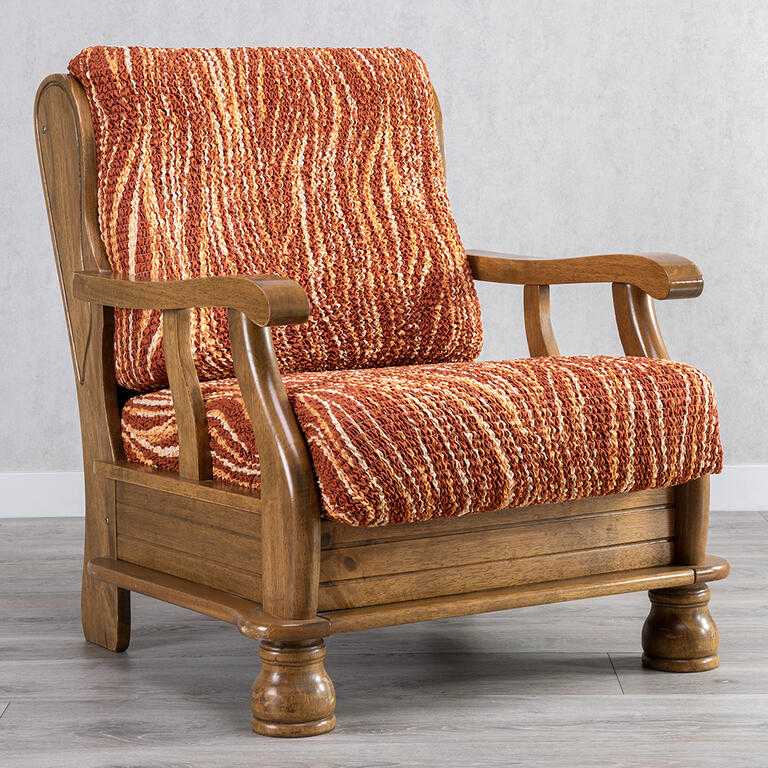 kreslo s drevenými rúčkami (š. 40 - 70 cm)