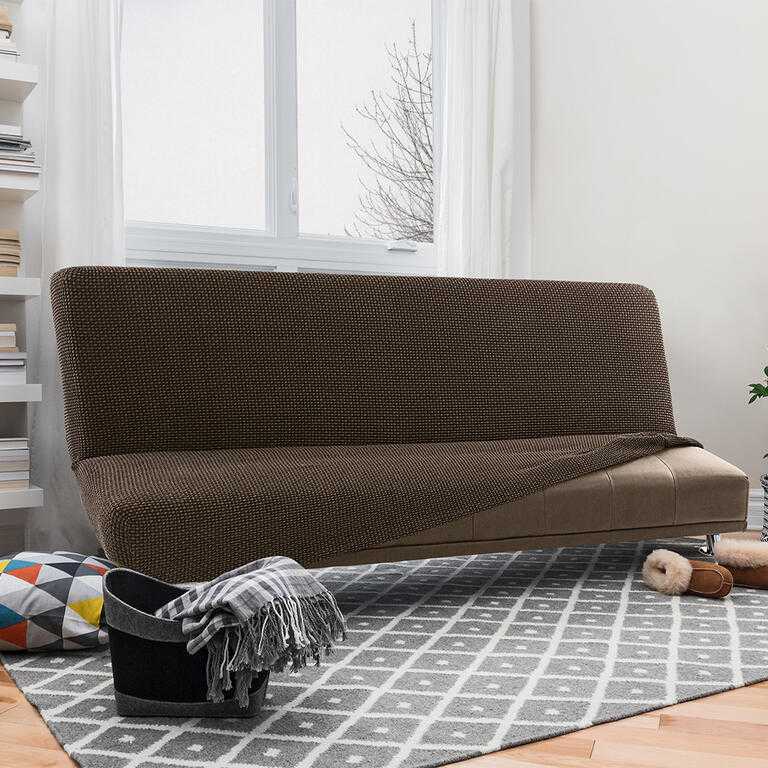 dvojkreslo s drevenými rúčkami (š. 130 - 160 cm)